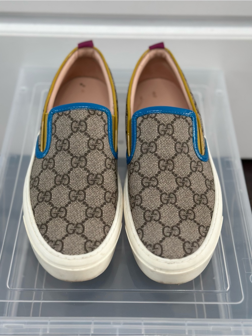 Gucci Size 5